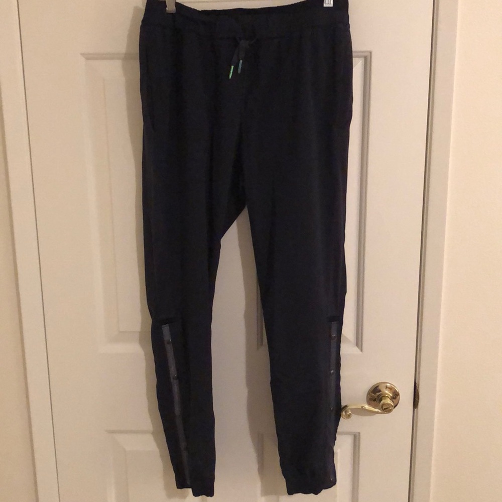 Lululemon workout pants